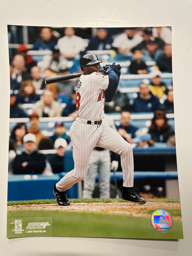 Assorted Minnesota Twins Unsigned 8x10 Photos (Multiple To Choose From) Collectibles Fan HQ Torii Hunter - Gray Jersey Swinging