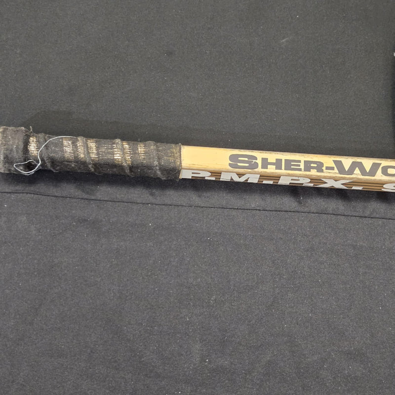 Brian Bellows Game Used 1996-97 Anaheim Mighty Ducks Team Signed Hockey Stick