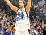 Dirk Nowitzki Autographed Dallas Mavericks 8x12 Photo Autographs Fan HQ