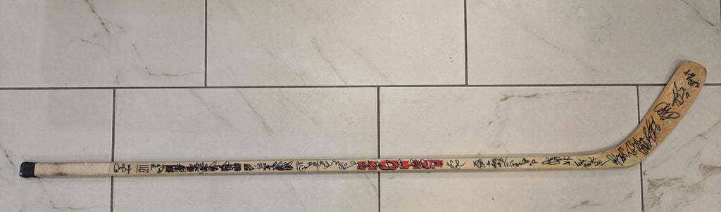 Peter Bondra Game Used 1992-93 Washington Capitals Team Signed Hockey Stick