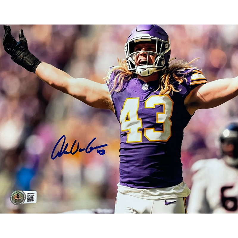 Andrew Van Ginkel Autographed Minnesota Vikings 8x10 Photo Autographs FanHQ