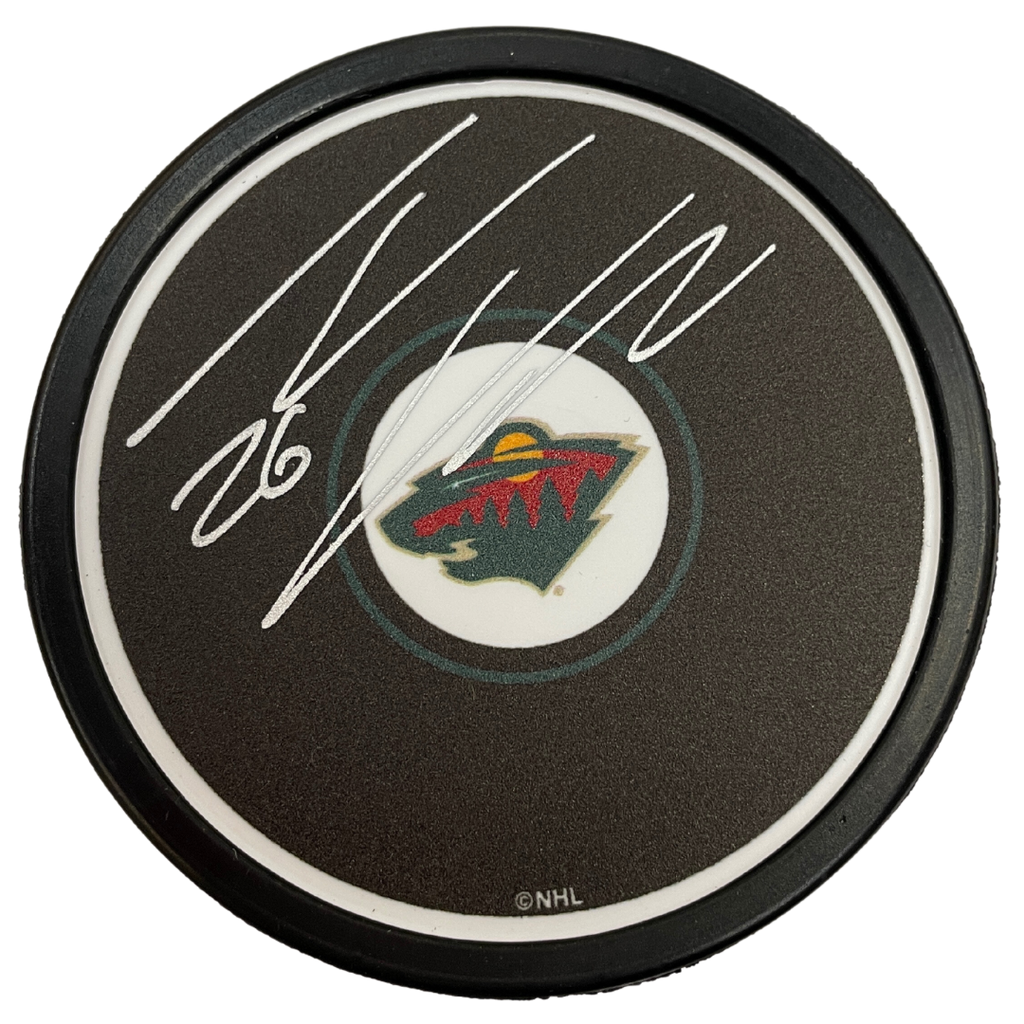 Thomas Vanek Autographed Minnesota Gophers Logo Puck – Fan HQ